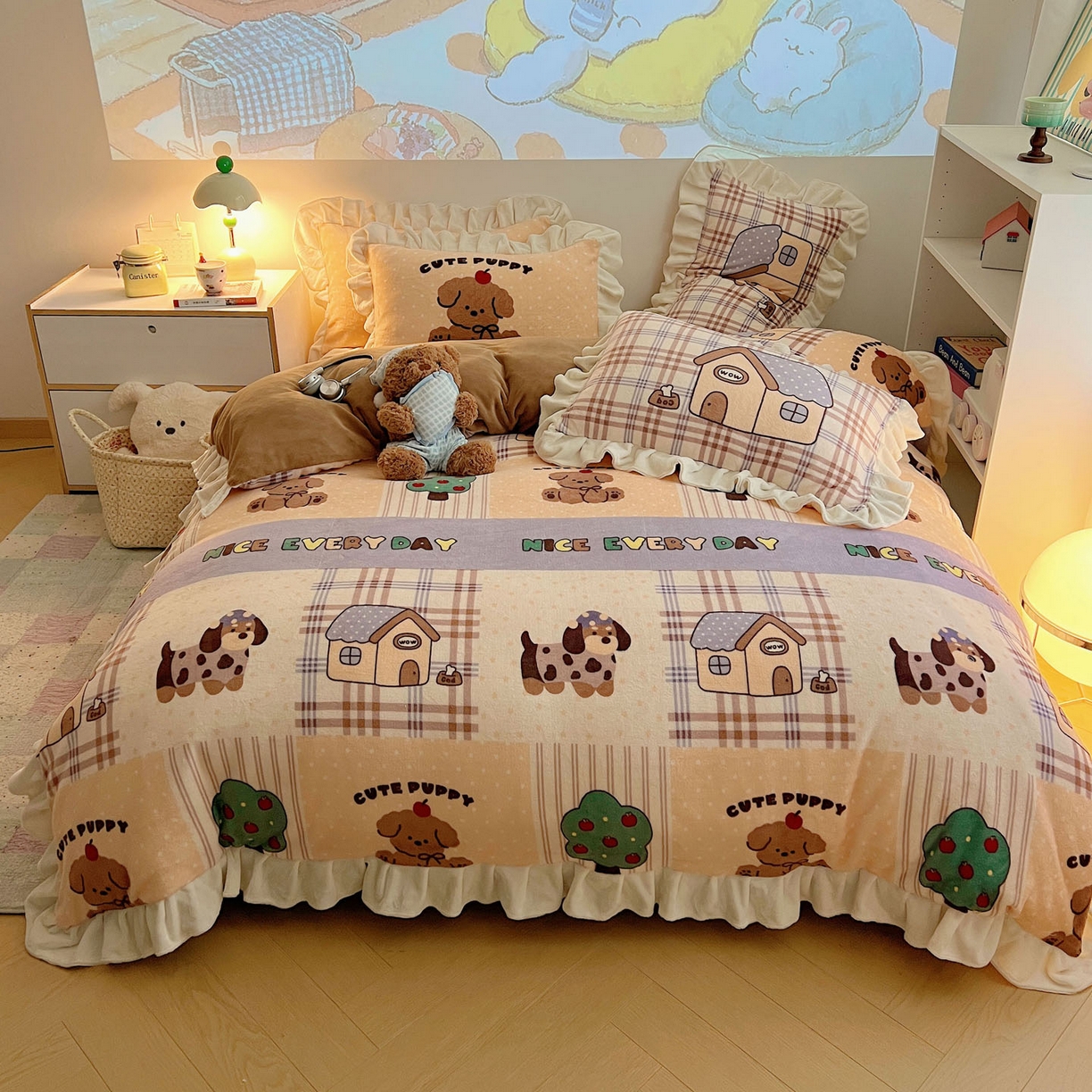 91家纺网 家纺一手货源 找家纺 沐慕 2025新款高克重花边款牛奶绒四件套 花边-卡其块块狗