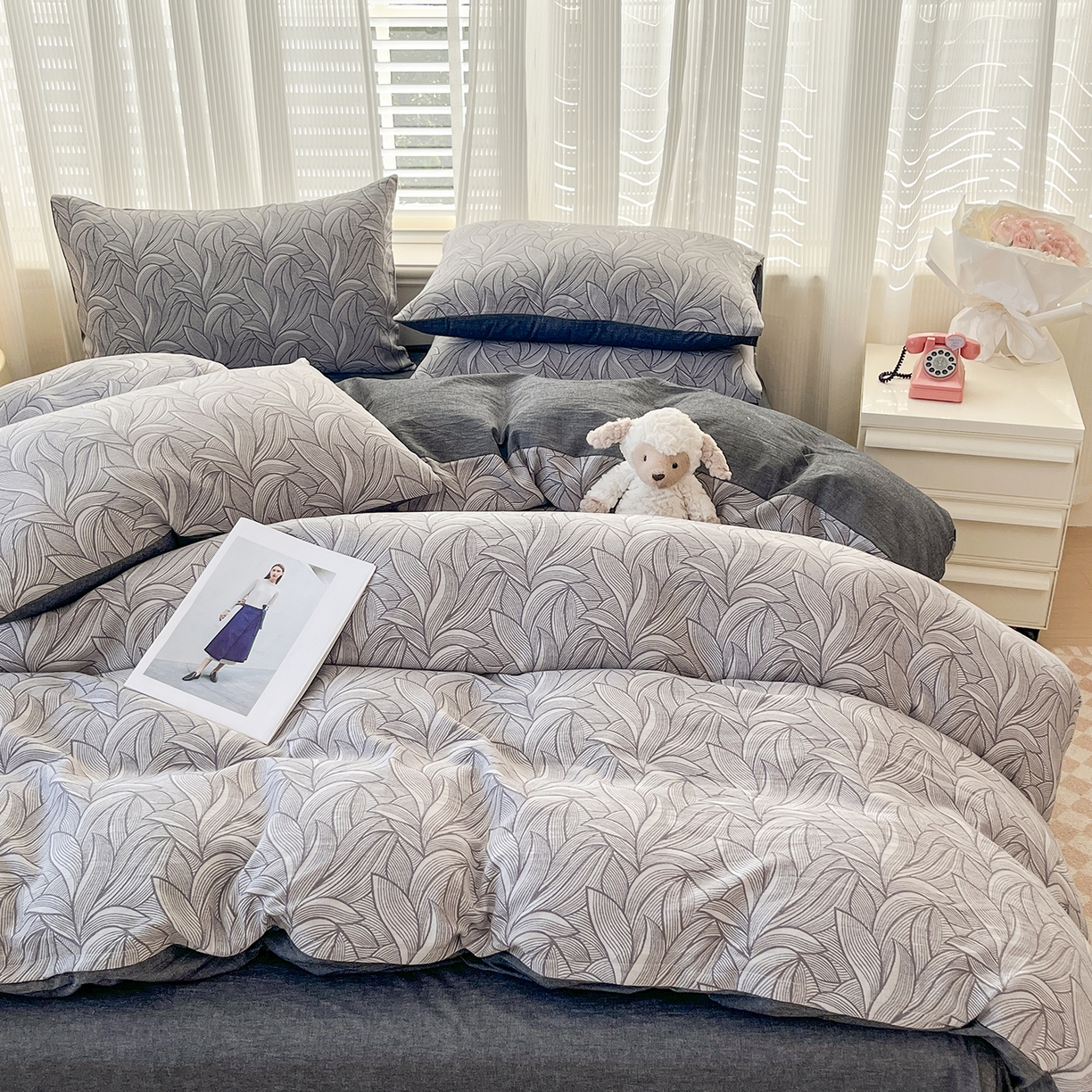 91家纺网 家纺一手货源 找家纺 菡宝 2025新款全棉纯棉色织双层纱提花四件套支持定制定做尺寸 摩登