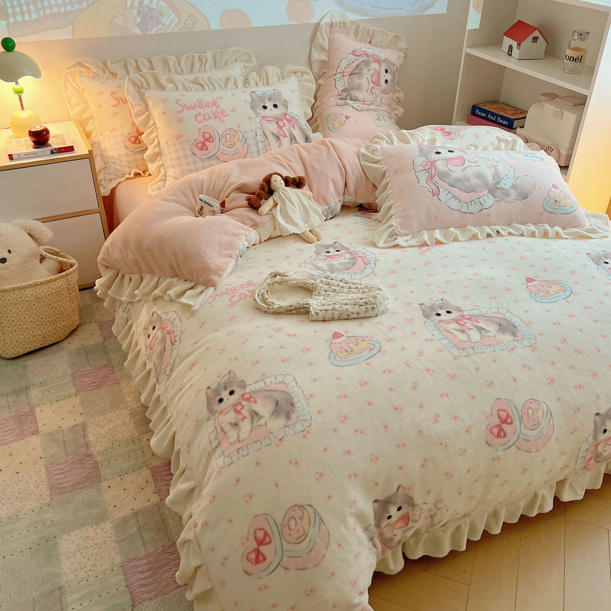 91家纺网 家纺一手货源 找家纺 沐慕 2025新款高克重花边款牛奶绒四件套 花边-玫瑰粉喵