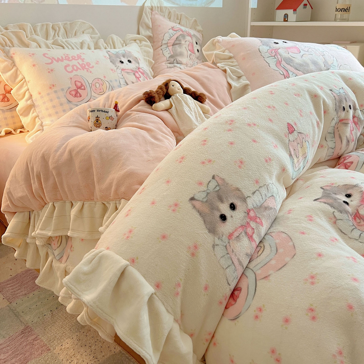 91家纺网 家纺一手货源 找家纺 沐慕 2025新款高克重花边款牛奶绒四件套 花边-玫瑰粉喵