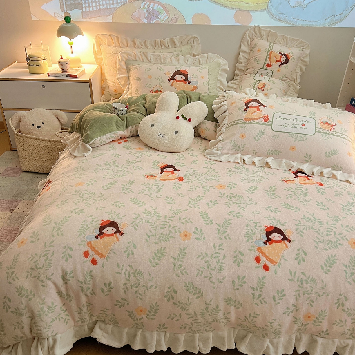 91家纺网 家纺一手货源 找家纺 沐慕 2025新款高克重花边款牛奶绒四件套 花边-森林女孩