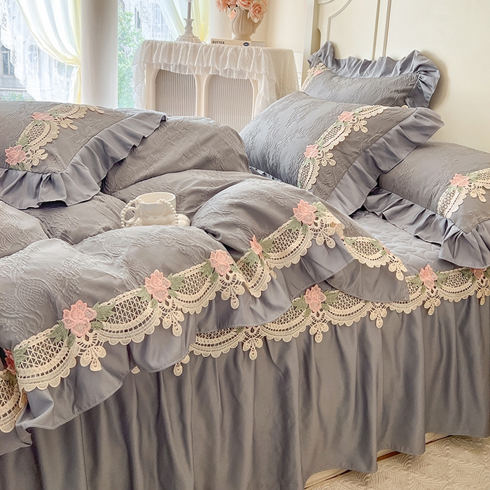 91家纺网 家纺一手货源 找家纺 网红馆（ck家纺） 2025新款水洗真丝蕾丝刺绣床裙四件套-慕尚 工装灰