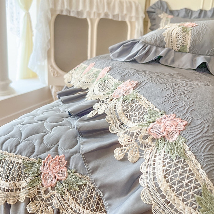 91家纺网 家纺一手货源 找家纺 网红馆（ck家纺） 2025新款水洗真丝蕾丝刺绣床裙四件套-慕尚 工装灰