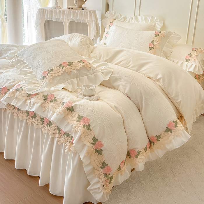 91家纺网 家纺一手货源 找家纺 网红馆（ck家纺） 2025新款水洗真丝蕾丝刺绣床裙四件套-慕尚 米白