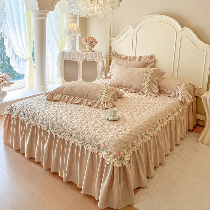 91家纺网 家纺一手货源 找家纺 网红馆（ck家纺） 2025新款水洗真丝蕾丝刺绣床裙四件套-慕尚 香槟