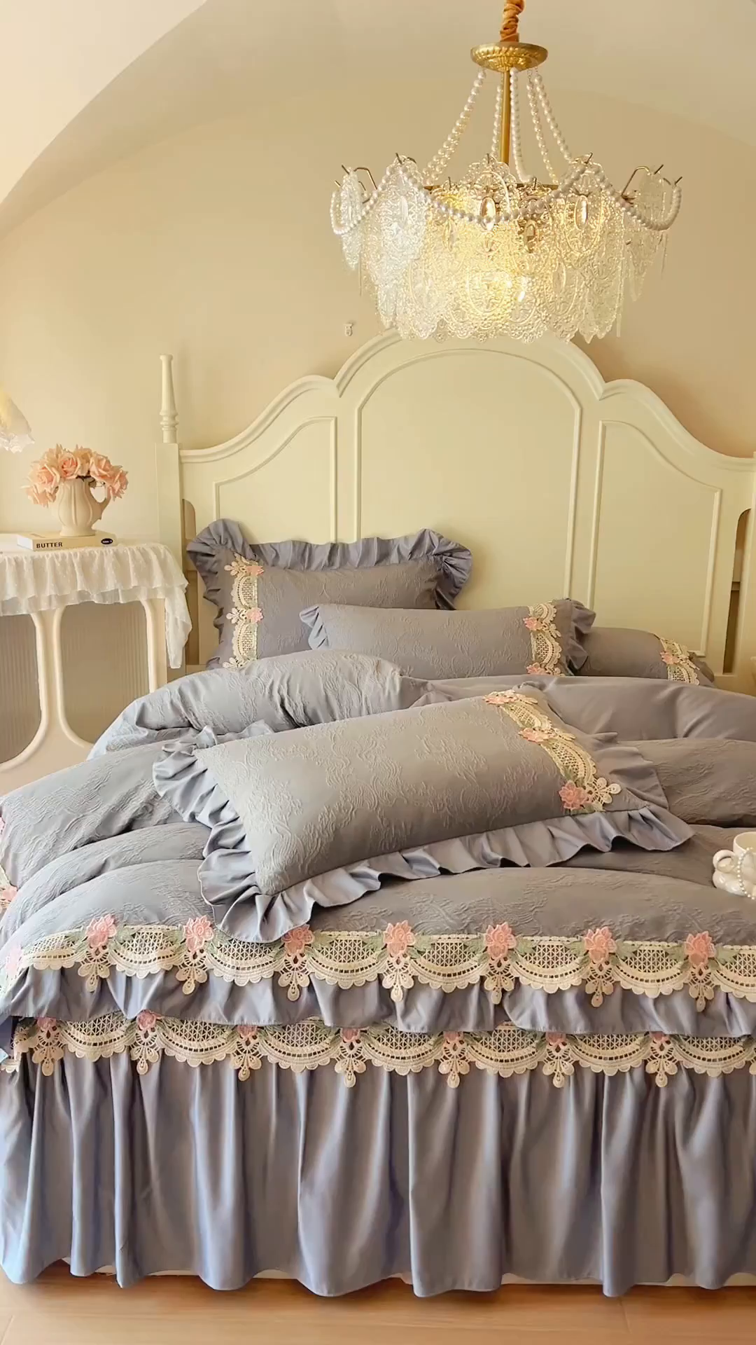 91家纺网 家纺一手货源 找家纺 （总）网红馆（ck家纺） 2025新款水洗真丝蕾丝刺绣床裙系列-慕尚