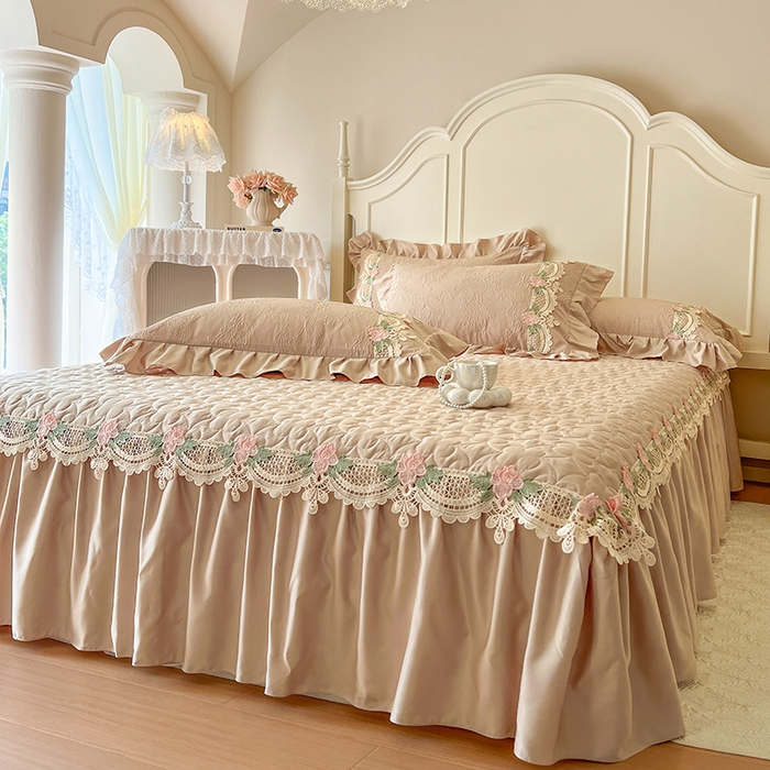 91家纺网 家纺一手货源 找家纺 网红馆（ck家纺） 2025新款水洗真丝蕾丝刺绣床裙系列-慕尚 香槟