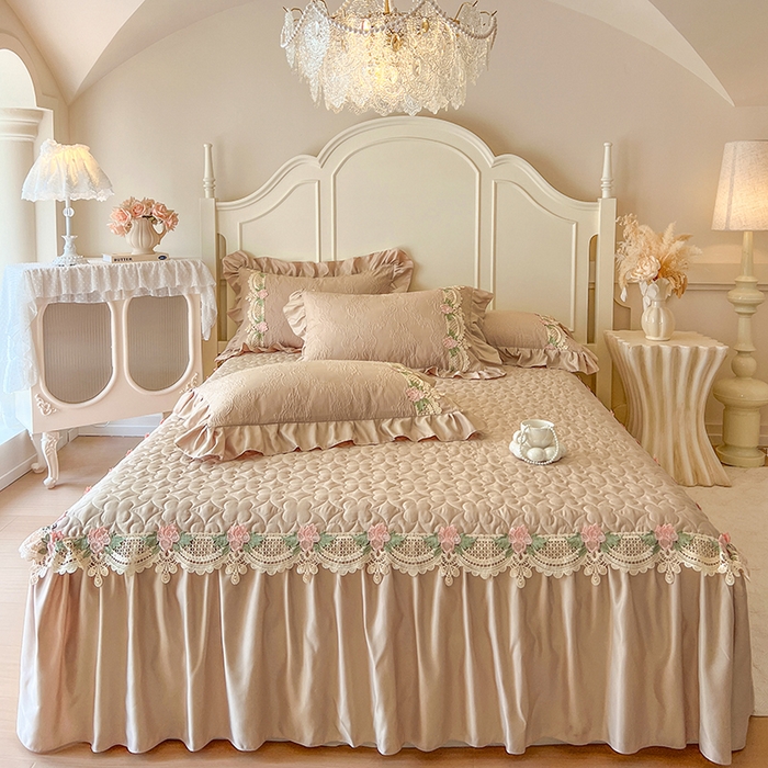 91家纺网 家纺一手货源 找家纺 网红馆（ck家纺） 2025新款水洗真丝蕾丝刺绣床裙系列-慕尚 香槟