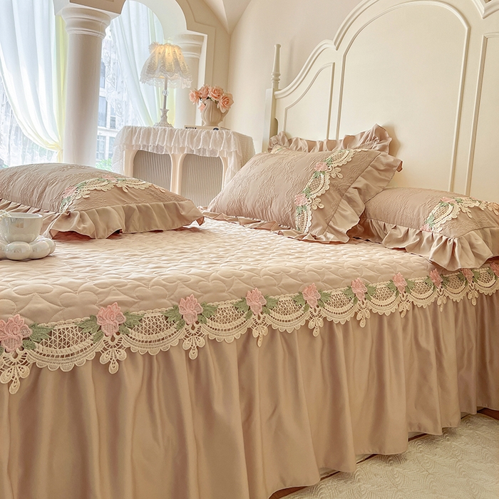 91家纺网 家纺一手货源 找家纺 网红馆（ck家纺） 2025新款水洗真丝蕾丝刺绣床裙系列-慕尚 香槟