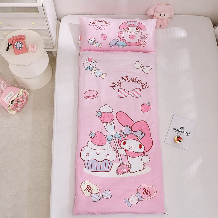 91家纺网 家纺一手货源 找家纺 （总）八零年代 2025新款三丽鸥正版秋冬加厚儿童一体睡袋大宝宝绒防踢被大版卡通懒人被子（含防伪标）