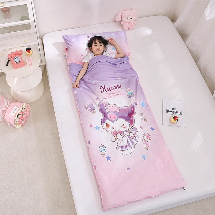 91家纺网 家纺一手货源 找家纺 八零年代 2025新款三丽鸥正版秋冬加厚儿童一体睡袋大宝宝绒防踢被大版卡通懒人被子（含防伪标） 炫彩库洛米