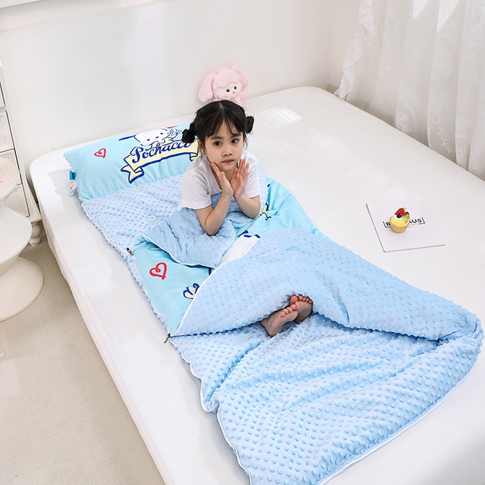 91家纺网 家纺一手货源 找家纺 八零年代 2025新款三丽鸥正版秋冬加厚儿童一体睡袋大宝宝绒防踢被大版卡通懒人被子（含防伪标） 帕恰狗