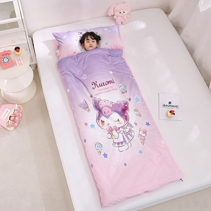 91家纺网 家纺一手货源 找家纺 八零年代 2025新款三丽鸥正版秋冬加厚儿童一体睡袋大宝宝绒防踢被大版卡通懒人被子（含防伪标） 炫彩库洛米