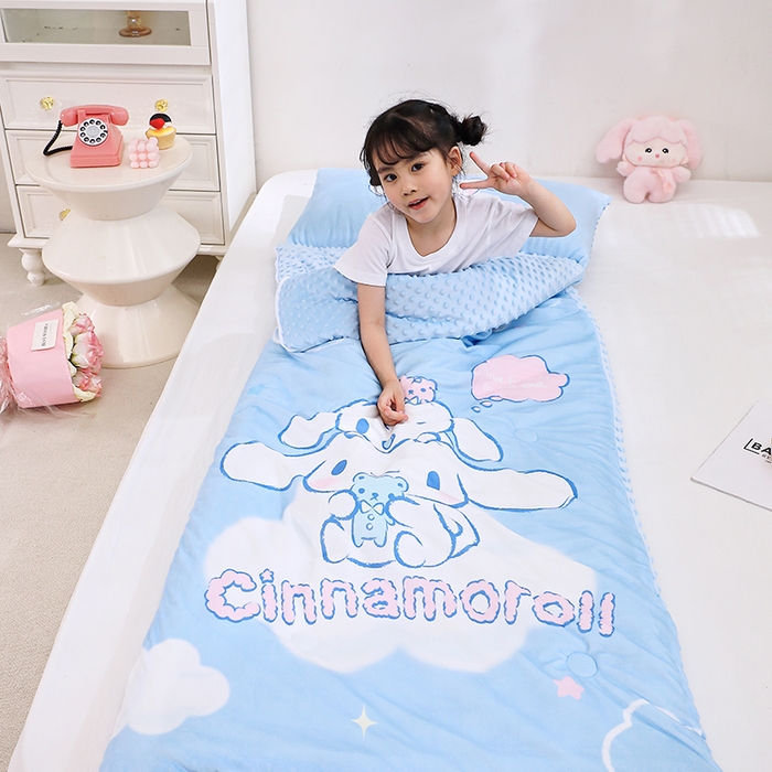 91家纺网 家纺一手货源 找家纺 八零年代 2025新款三丽鸥正版秋冬加厚儿童一体睡袋大宝宝绒防踢被大版卡通懒人被子（含防伪标） 大耳狗