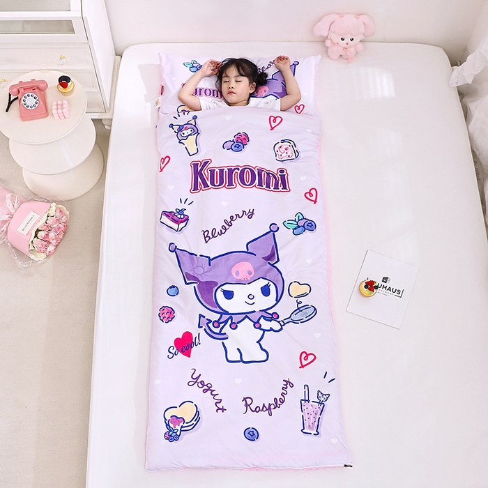 91家纺网 家纺一手货源 找家纺 八零年代 2025新款三丽鸥正版秋冬加厚儿童一体睡袋大宝宝绒防踢被大版卡通懒人被子（含防伪标） 甜甜库洛米