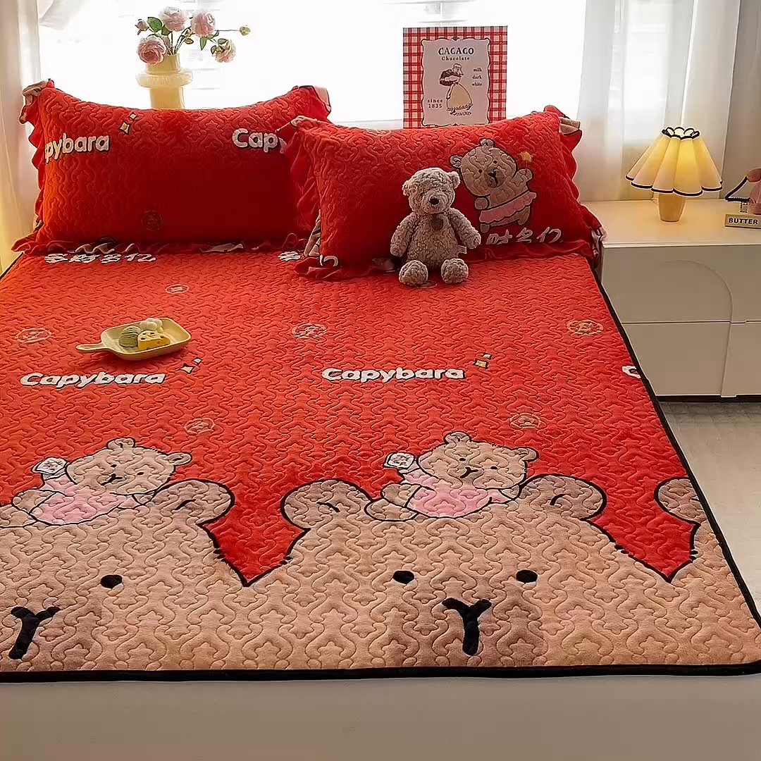 91家纺网 家纺一手货源 找家纺 （总）美达家纺 2025新款高克重牛奶绒夹棉床垫