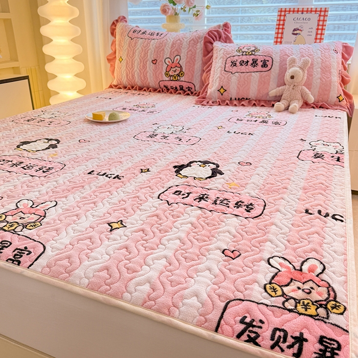 91家纺网 家纺一手货源 找家纺 （总）美达家纺 2025新款高克重牛奶绒夹棉床垫