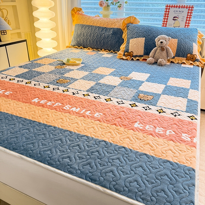 91家纺网 家纺一手货源 找家纺 （总）美达家纺 2025新款高克重牛奶绒夹棉床垫