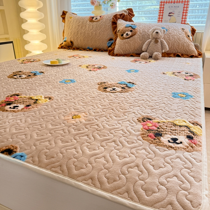 91家纺网 家纺一手货源 找家纺 （总）美达家纺 2025新款高克重牛奶绒夹棉床垫