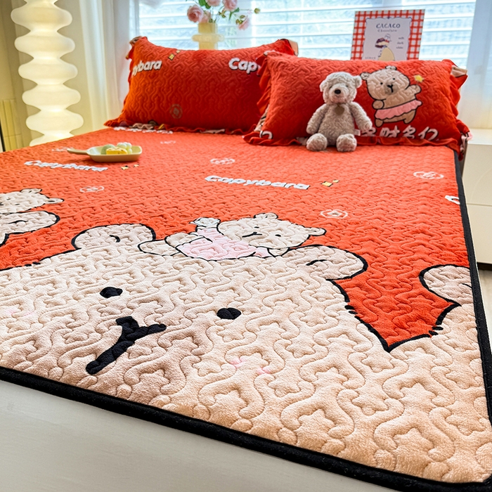 美达家纺 2025新款高克重牛奶绒夹棉床垫 巴拉巴拉