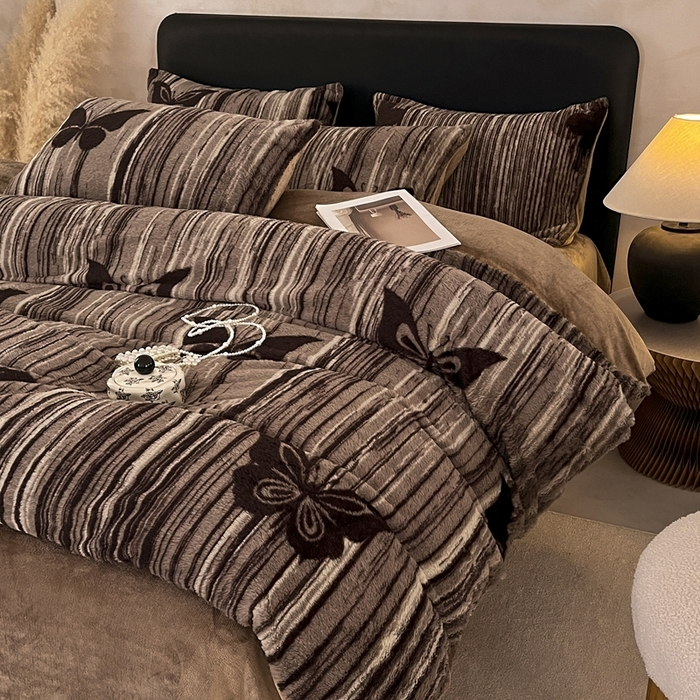 91家纺网 家纺一手货源 找家纺 （总）铠畅家纺 2025新款美拉德风格兔毛绒床单四件套