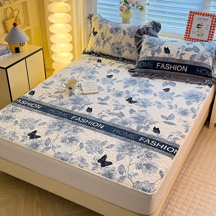 91家纺网 家纺一手货源 找家纺 美达家纺 2025新款高克重牛奶绒夹棉床垫 梦蝶