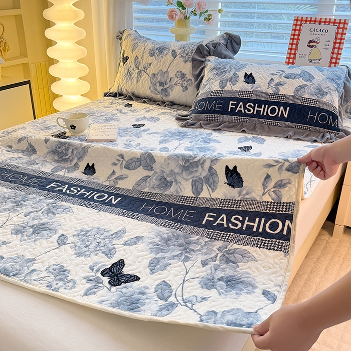 91家纺网 家纺一手货源 找家纺 美达家纺 2025新款高克重牛奶绒夹棉床垫 梦蝶