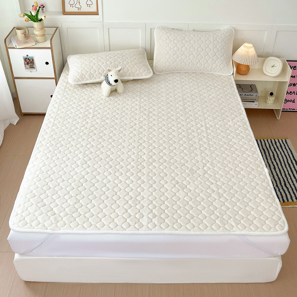 91家纺网 家纺一手货源 找家纺 （总）富馨莱 2025新款牛奶绒夹棉床垫床盖支持一件定制