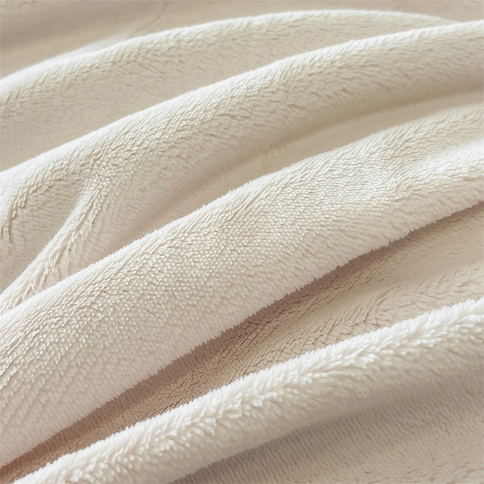 91家纺网 家纺一手货源 找家纺 盛秋家纺 2025新款高克重绣花双拼牛奶绒系列山茶花四件套-查伦奶芋色+杏仁