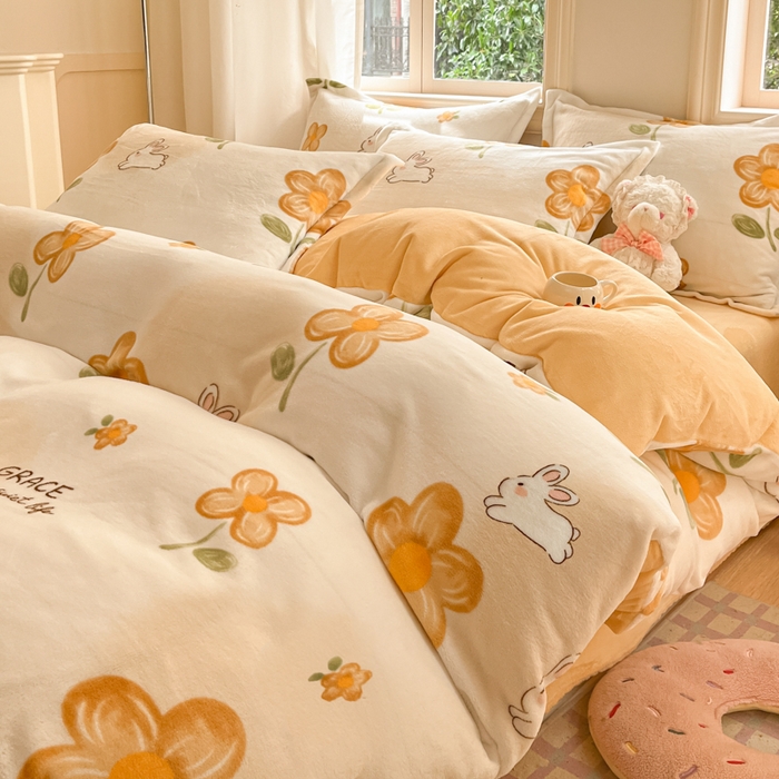 91家纺网 家纺一手货源 找家纺 沐慕 2025新款高克重牛奶绒四件套 牛奶绒-花漾兔