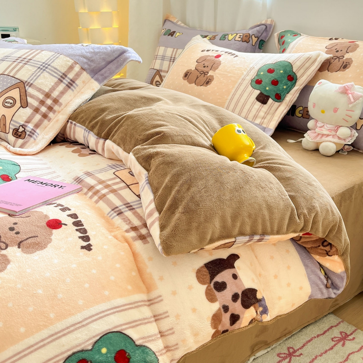 91家纺网 家纺一手货源 找家纺 沐慕 2025新款高克重牛奶绒四件套 牛奶绒-卡其块块狗