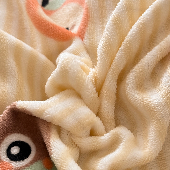 91家纺网 家纺一手货源 找家纺 美达家纺 2025新款高克重牛奶绒花边款夹棉床盖三件套 甜蜜奶吧