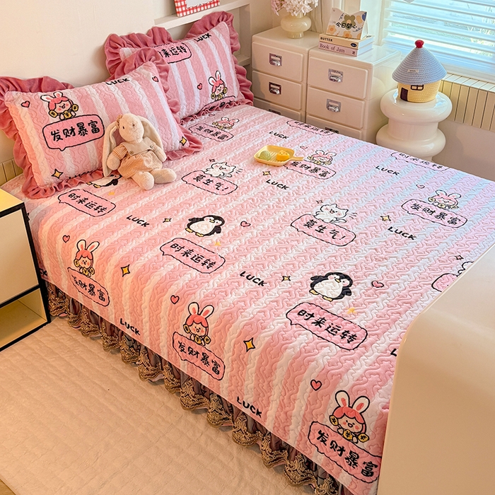 91家纺网 家纺一手货源 找家纺 美达家纺 2025新款牛奶绒榻榻米单床盖床盖单件单品床盖（支持定制，定制款不退不换） 时来运转