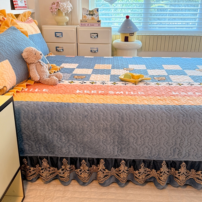 91家纺网 家纺一手货源 找家纺 美达家纺 2025新款牛奶绒榻榻米单床盖床盖单件单品床盖（支持定制，定制款不退不换） 微笑熊