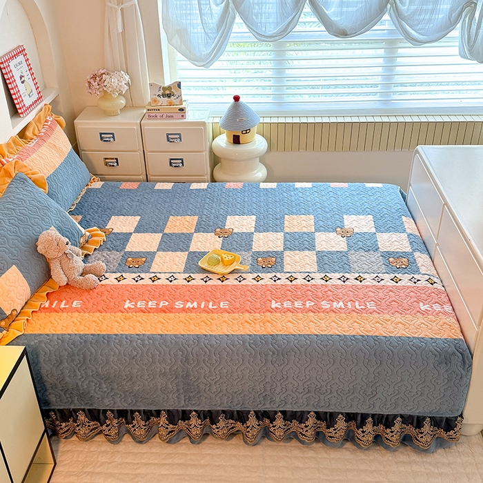 91家纺网 家纺一手货源 找家纺 美达家纺 2025新款牛奶绒榻榻米单床盖床盖单件单品床盖（支持定制，定制款不退不换） 微笑熊