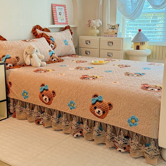 91家纺网 家纺一手货源 找家纺 美达家纺 2025新款牛奶绒榻榻米单床盖床盖单件单品床盖（支持定制，定制款不退不换） 针织熊