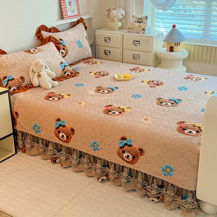 91家纺网 家纺一手货源 找家纺 美达家纺 2025新款牛奶绒榻榻米单床盖床盖单件单品床盖（支持定制，定制款不退不换） 针织熊