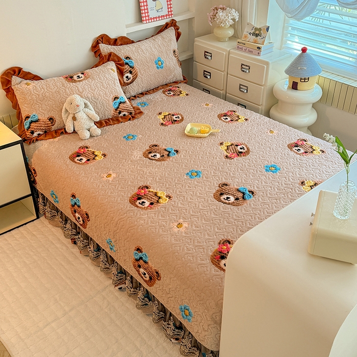 91家纺网 家纺一手货源 找家纺 美达家纺 2025新款牛奶绒榻榻米单床盖床盖单件单品床盖（支持定制，定制款不退不换） 针织熊