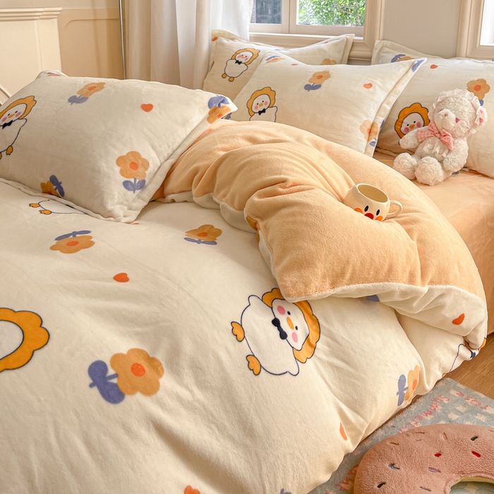 91家纺网 家纺一手货源 找家纺 沐慕 2025新款高克重牛奶绒四件套 牛奶绒-萌萌鸭