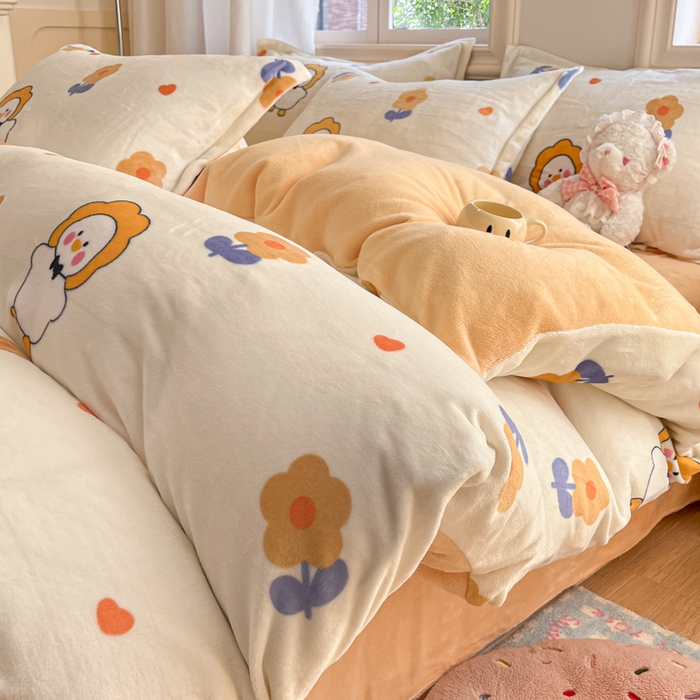 91家纺网 家纺一手货源 找家纺 沐慕 2025新款高克重牛奶绒四件套 牛奶绒-萌萌鸭