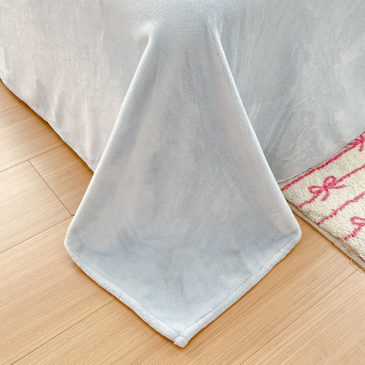 91家纺网 家纺一手货源 找家纺 沐慕 2025新款高克重牛奶绒四件套 牛奶绒-苹果猫猫