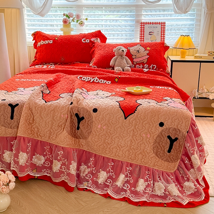 91家纺网 家纺一手货源 找家纺 （总）美达家纺 2025新款卡通牛奶绒印花床盖四件套