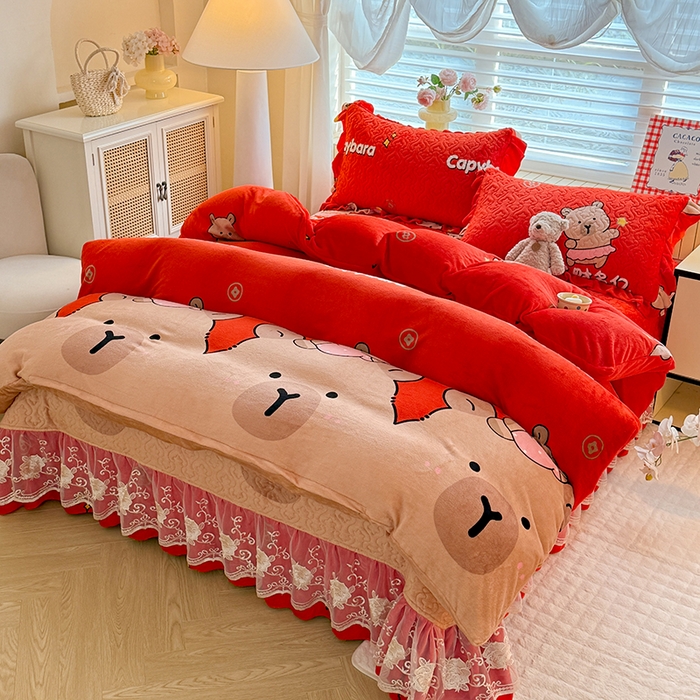 91家纺网 家纺一手货源 找家纺 美达家纺 2025新款卡通牛奶绒印花床盖四件套 巴拉巴拉