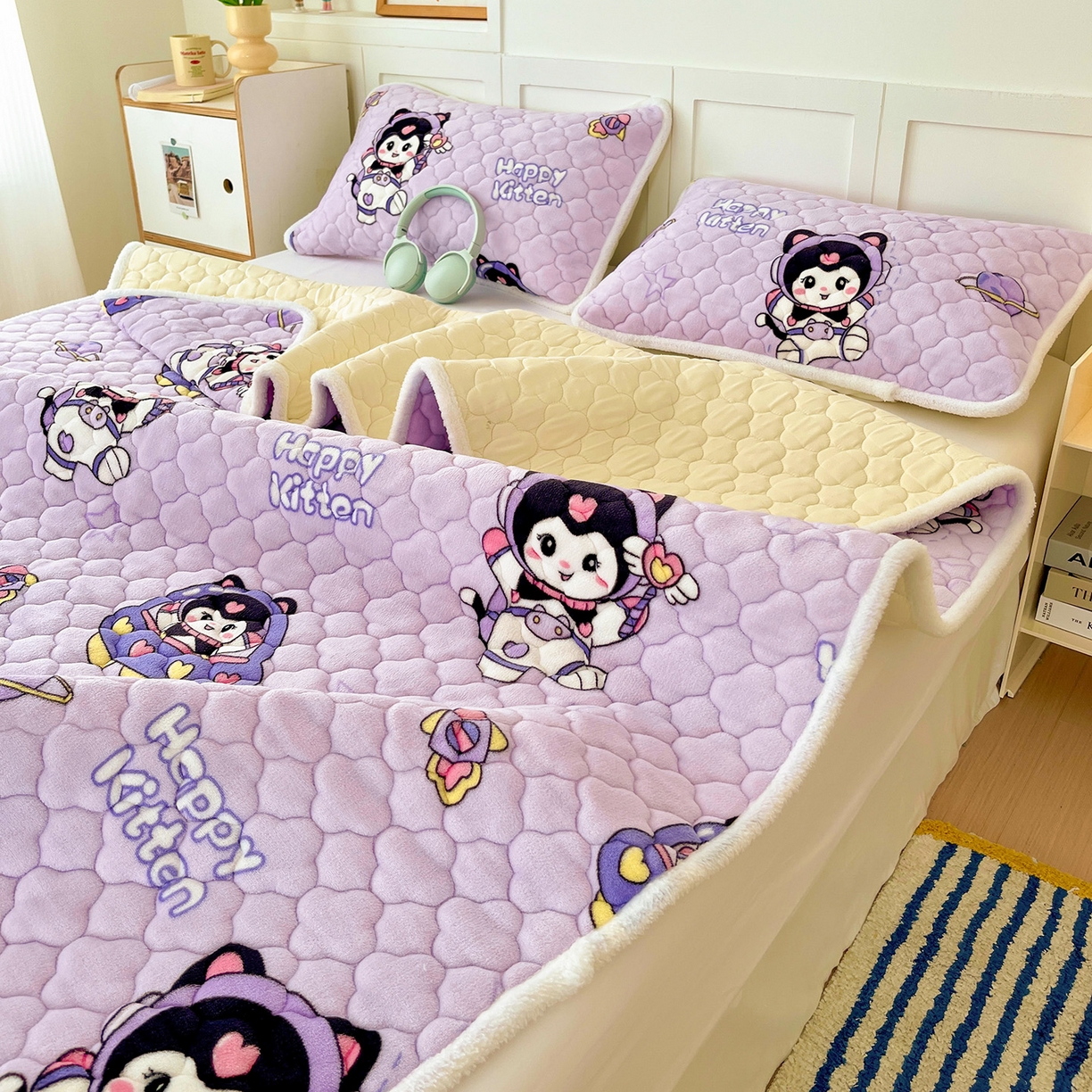 91家纺网 家纺一手货源 找家纺 富馨莱 2025新款牛奶绒夹棉床垫床盖支持一件定制 小精灵