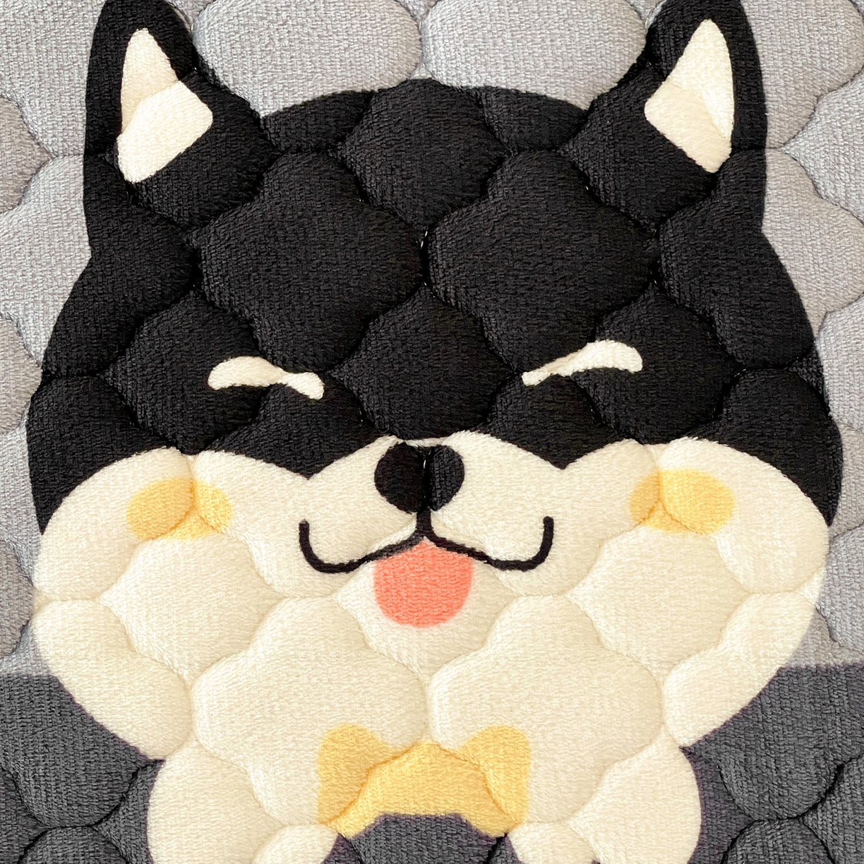 91家纺网 家纺一手货源 找家纺 富馨莱 2025新款牛奶绒夹棉床垫床盖支持一件定制 小柯基