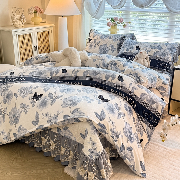 91家纺网 家纺一手货源 找家纺 美达家纺 2025新款卡通牛奶绒印花床盖四件套 梦蝶