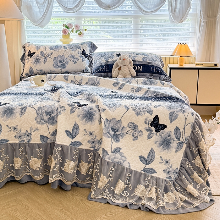 91家纺网 家纺一手货源 找家纺 美达家纺 2025新款卡通牛奶绒印花床盖四件套 梦蝶