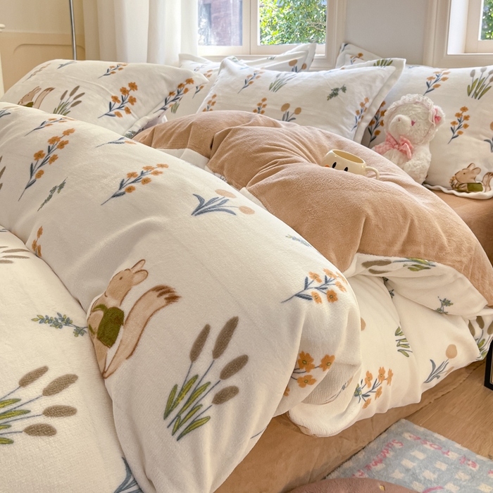 91家纺网 家纺一手货源 找家纺 沐慕 2025新款高克重牛奶绒四件套 牛奶绒-田园松鼠