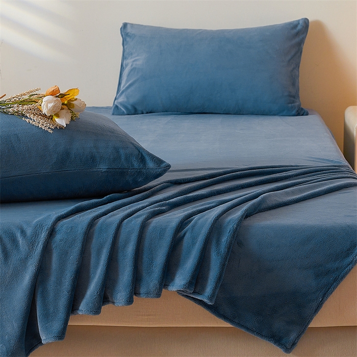 91家纺网 家纺一手货源 找家纺 （总）盛秋 2025新款加厚牛奶绒床单纯色秋冬保暖枕套