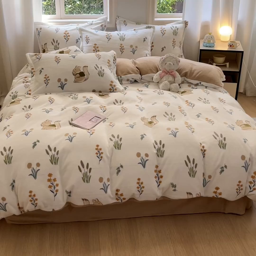 91家纺网 家纺一手货源 找家纺 沐慕 2025新款高克重牛奶绒四件套 牛奶绒-田园松鼠